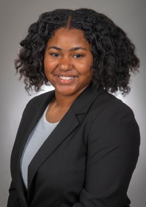 Headshot of Eden Harris