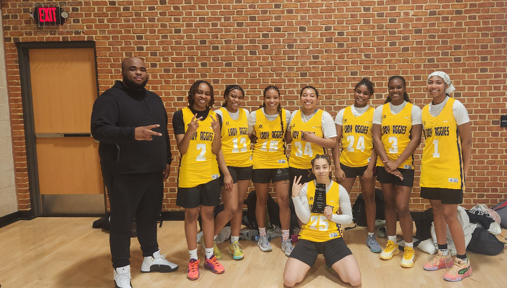 Women's Club Basketball Team